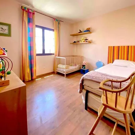 Agatha, Vacaciones En Familia En Lanzarote Villa
